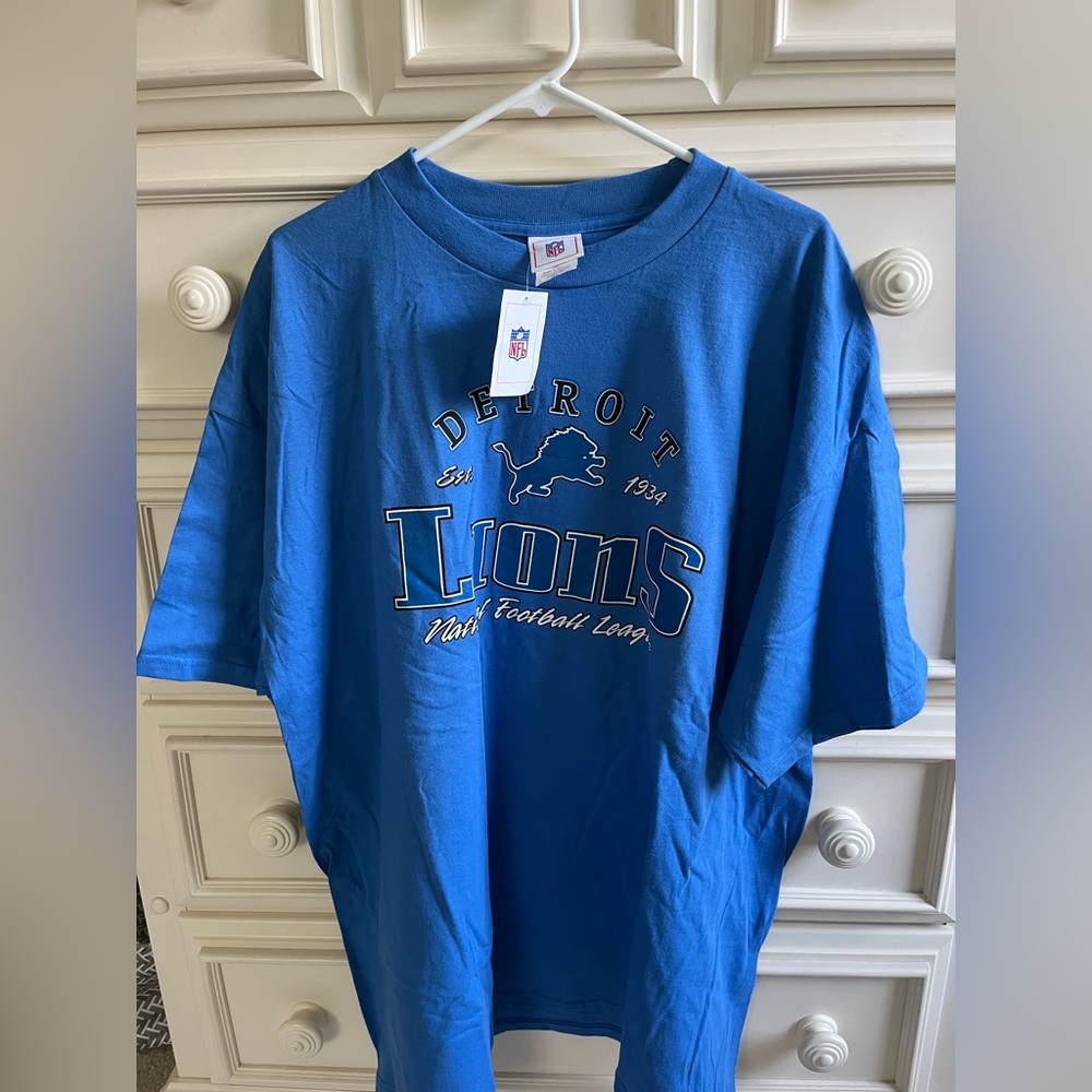 Men’s XXL Detroit Lions Tshirt